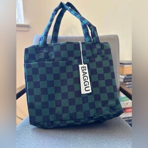NWT Baggu small carry on bag
